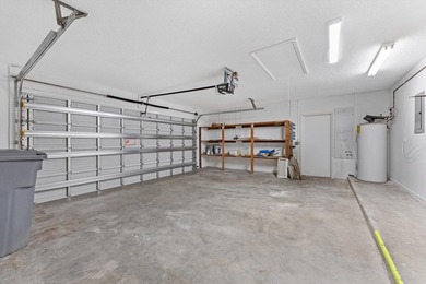 Beautiful, spacious 4-bedroom, 3-bath with a 2-car garage home - photo 41