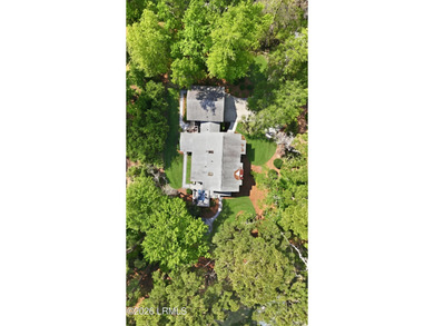 Gorgeously updated, move-in ready home in Moss Creek set on a - photo 50