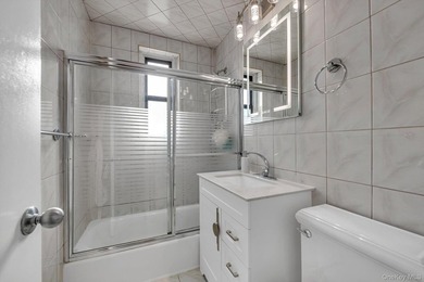 Welcome to your new home in the heart of Forest Hills. This MINT - photo 13