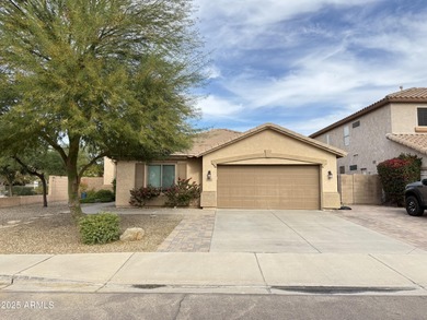 (private lake, pond, creek) Home For Sale in Peoria Arizona