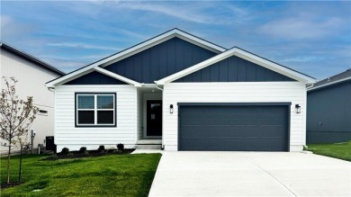 Lampkinsfork Lake Home For Sale in Raymore Missouri