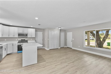 Completely Renovated Home! This property has been fully updated - photo 3