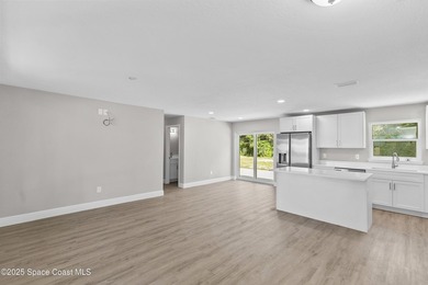 Completely Renovated Home! This property has been fully updated - photo 4
