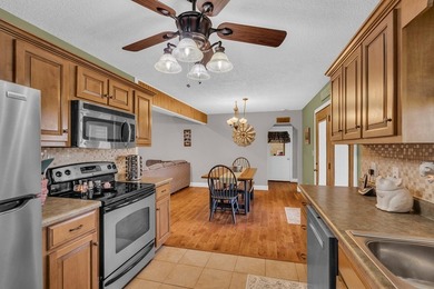Welcome to 465 Hickory Lane, located in the desirable Woodlands - photo 28