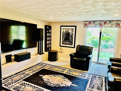 Warwick-Debut! Small and private 10-unit complex tucked away but - photo 30