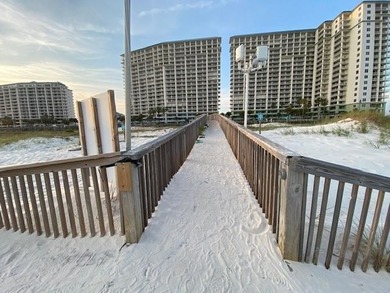 Located in the luxurious Beach Club resort, this 3-bedroom home - photo 2