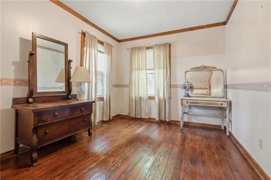 Discover the perfect blend of timeless character and modern - photo 35