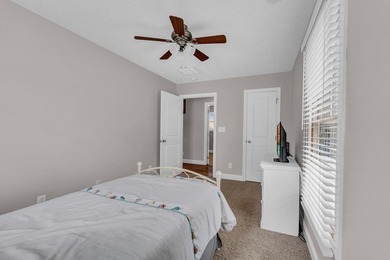 Welcome to 465 Hickory Lane, located in the desirable Woodlands - photo 38