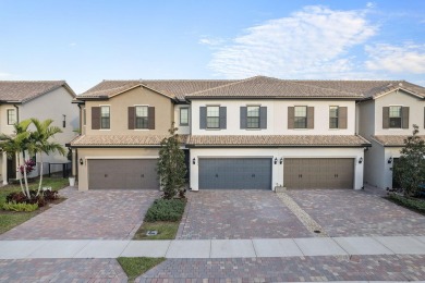 Lake Townhome/Townhouse For Sale in Lake Worth, Florida