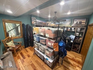 Unbelievable Santeetlah Lake location If you are looking for the - photo 18