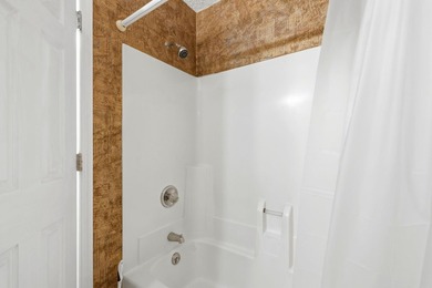 Welcome to Golf Glenn Villas! This inviting 2 bedroom, 2 bath - photo 24