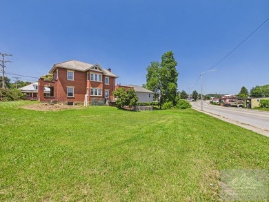 Excellent opportunity at a new list price!! This circa-1910 - photo 26