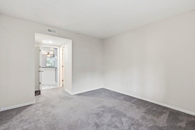 Welcome to Golf Glenn Villas! This inviting 2 bedroom, 2 bath - photo 27