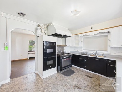 Excellent opportunity at a new list price!! This circa-1910 - photo 40
