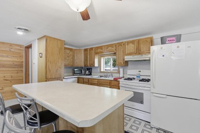 Halfway Lake Cottages is a turnkey waterfront resort on - photo 44