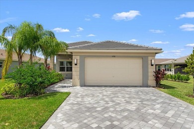 (private lake, pond, coastal) Home For Sale in Port Saint Lucie Florida