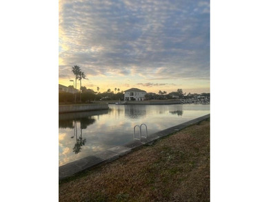 Yacht Harbor Village - Salt Water canal home site is awaiting - photo 11