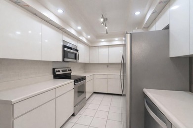 Rare opportunity to own in the exclusive Hillsboro Ocean Club at - photo 14