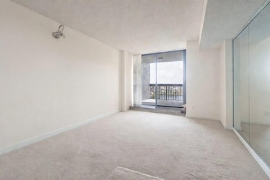 Rare opportunity to own in the exclusive Hillsboro Ocean Club at - photo 18