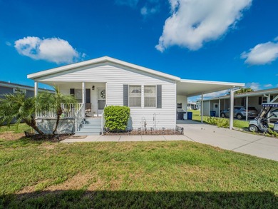 (private lake, pond, creek) Home For Sale in Leesburg Florida