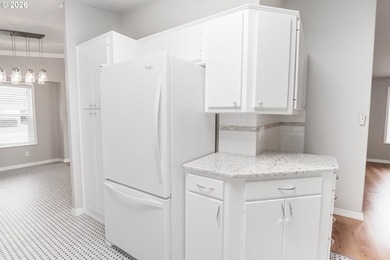 Beautiful 1994 2bed/2bath manufactured home in the very - photo 17