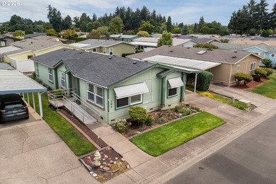 Beautiful 1994 2bed/2bath manufactured home in the very - photo 36