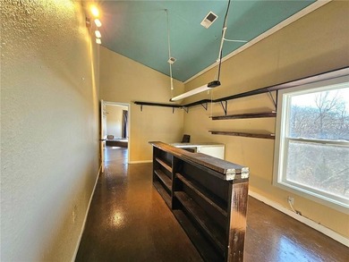 MOTIVATED SELLER/OWNER FINANCING with 30% down and 6% interest! - photo 46
