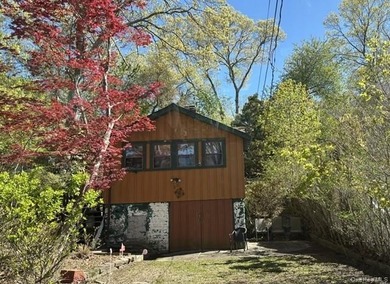 Welcome to this 2-bedroom, 1-bath ranch-style home located on a - photo 3