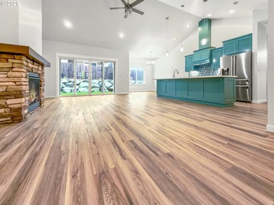 Welcome to a beautifully designed newly constructed home in - photo 3