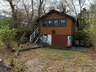 Welcome to this 2-bedroom, 1-bath ranch-style home located on a - photo 4