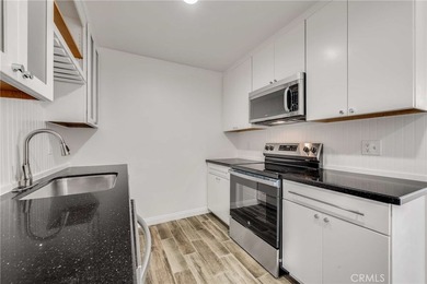 Welcome to 3565 Linden ave where a fully updated 2-bedroom and - photo 3