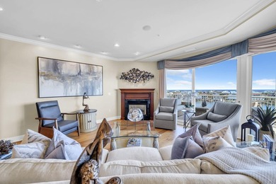 Experience luxury waterfront living with breathtaking panoramic - photo 15