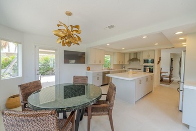 INCREDIBLE HOME. Avondale Golf Club is a very special - photo 17