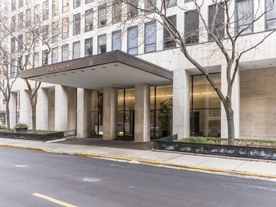 Lake Michigan - Cook County Condo For Sale in Chicago Illinois