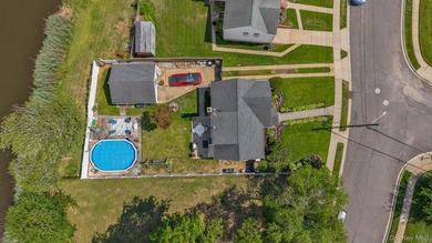 Welcome to this true 4-level split offering versatile living - photo 30
