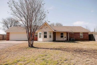 Lake Home For Sale in Gholson, Texas