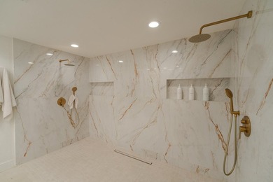 INCREDIBLE HOME. Avondale Golf Club is a very special - photo 36