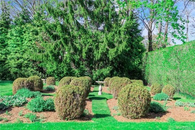 Nestled on one of the most sought-after streets in Bellport - photo 39