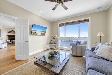 Experience luxury waterfront living with breathtaking panoramic - photo 41
