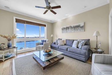 Experience luxury waterfront living with breathtaking panoramic - photo 42
