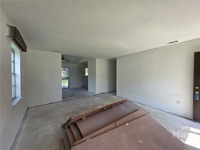 Traditional ranch-style home with investment potential on a - photo 5