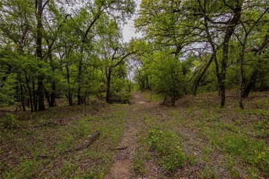 Prime Texas ranchland located in Erath County, 15 min S of I-20 - photo 15