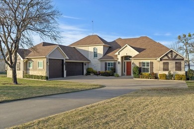 Step inside this thoughtfully designed 4-bedroom, 4-bath home - photo 2