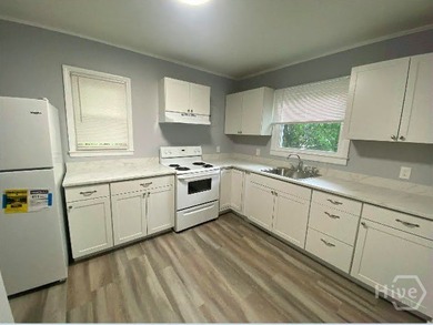Great opportunity in convenient Savannah location of Live Oak - photo 3