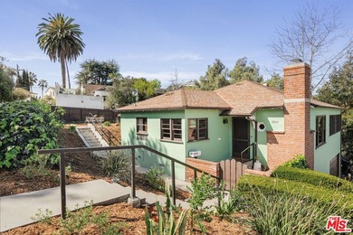 Silver Lake Reservoir Home Active Under Contract in Los Angeles California