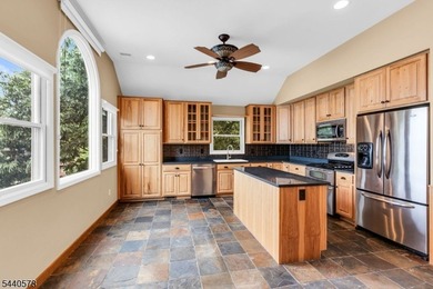 Custom lakefront chalet offering deep-water frontage, an - photo 13