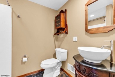 Custom lakefront chalet offering deep-water frontage, an - photo 28