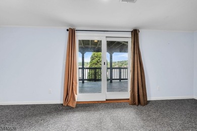 Custom lakefront chalet offering deep-water frontage, an - photo 33