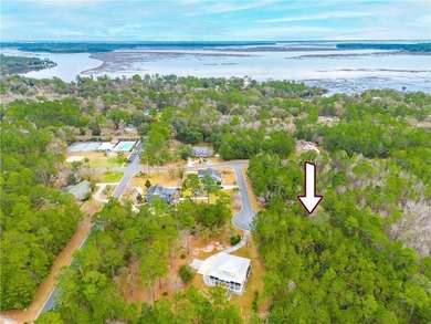 Location, Location, Location! Lot is located on a cul-de-sac - photo 5