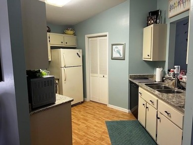 Short Sale. LENDER APPROVED PRICE. Perfect vacation rental - photo 3